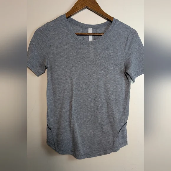 Lululemon Long Distance Heather Gray Short Sleeve Tee Shirt Size 0 - Picture 10 of 10